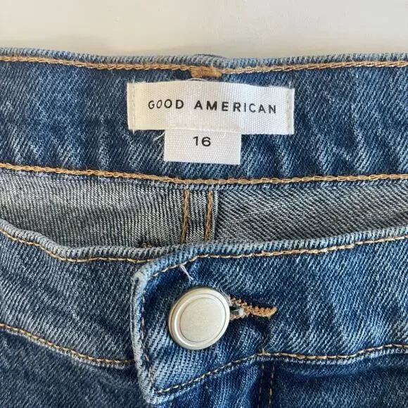 Good American Good 90s Raw Cutoff Hem Denim Shorts NWOT - Size 16 - Picture 4 of 6